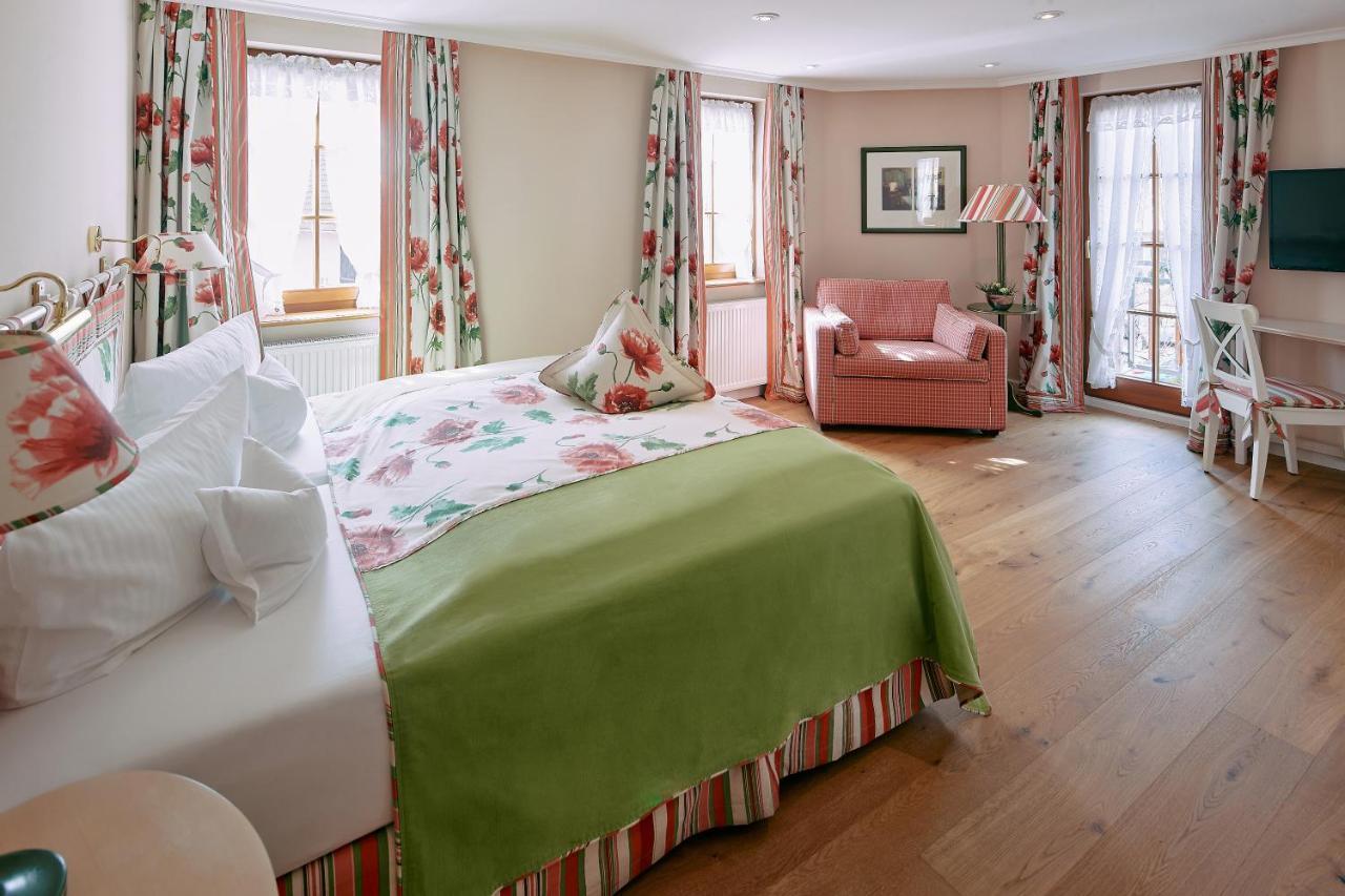 Romantik Hotel & Restaurant Hirsch Sonnenbühl Dış mekan fotoğraf
