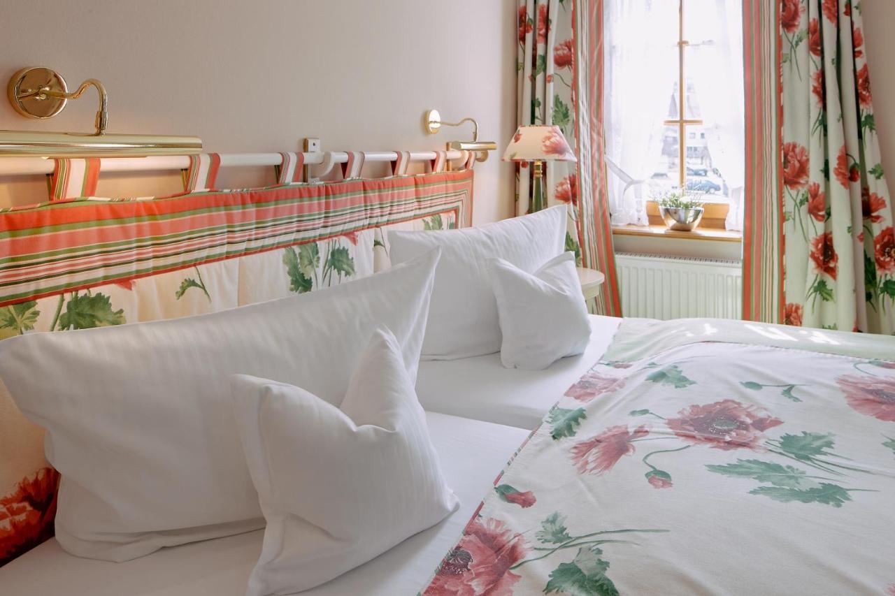 Romantik Hotel & Restaurant Hirsch Sonnenbühl Dış mekan fotoğraf